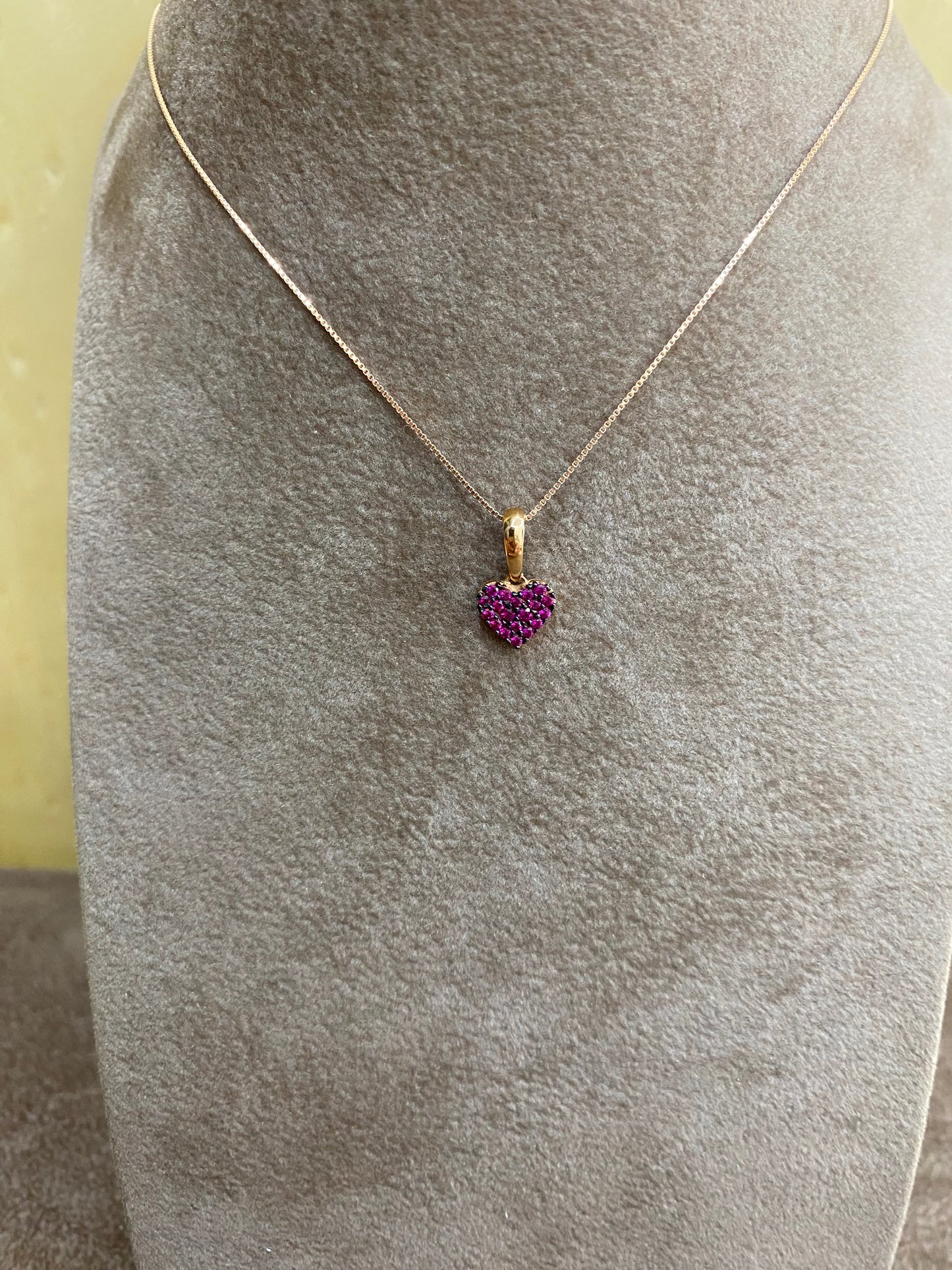 Collana cuore fucsia