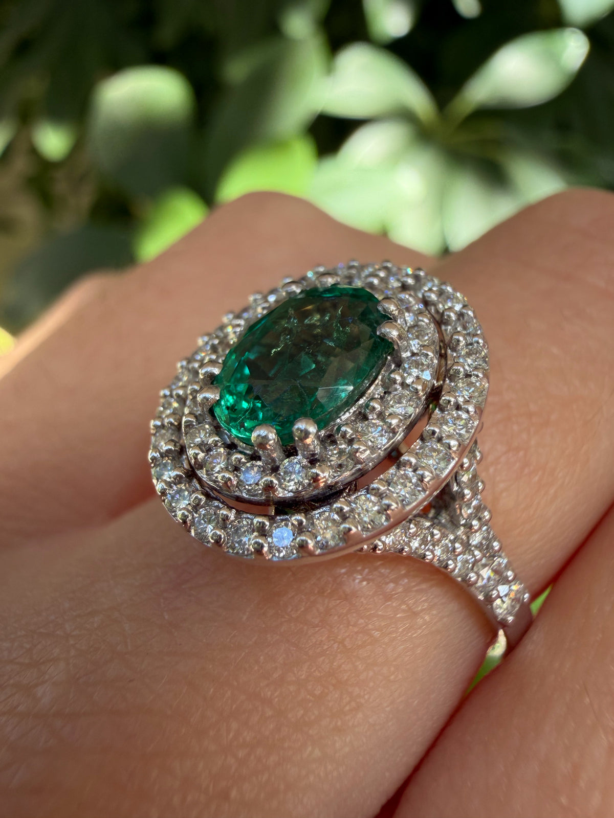 Anello smeraldo ovale