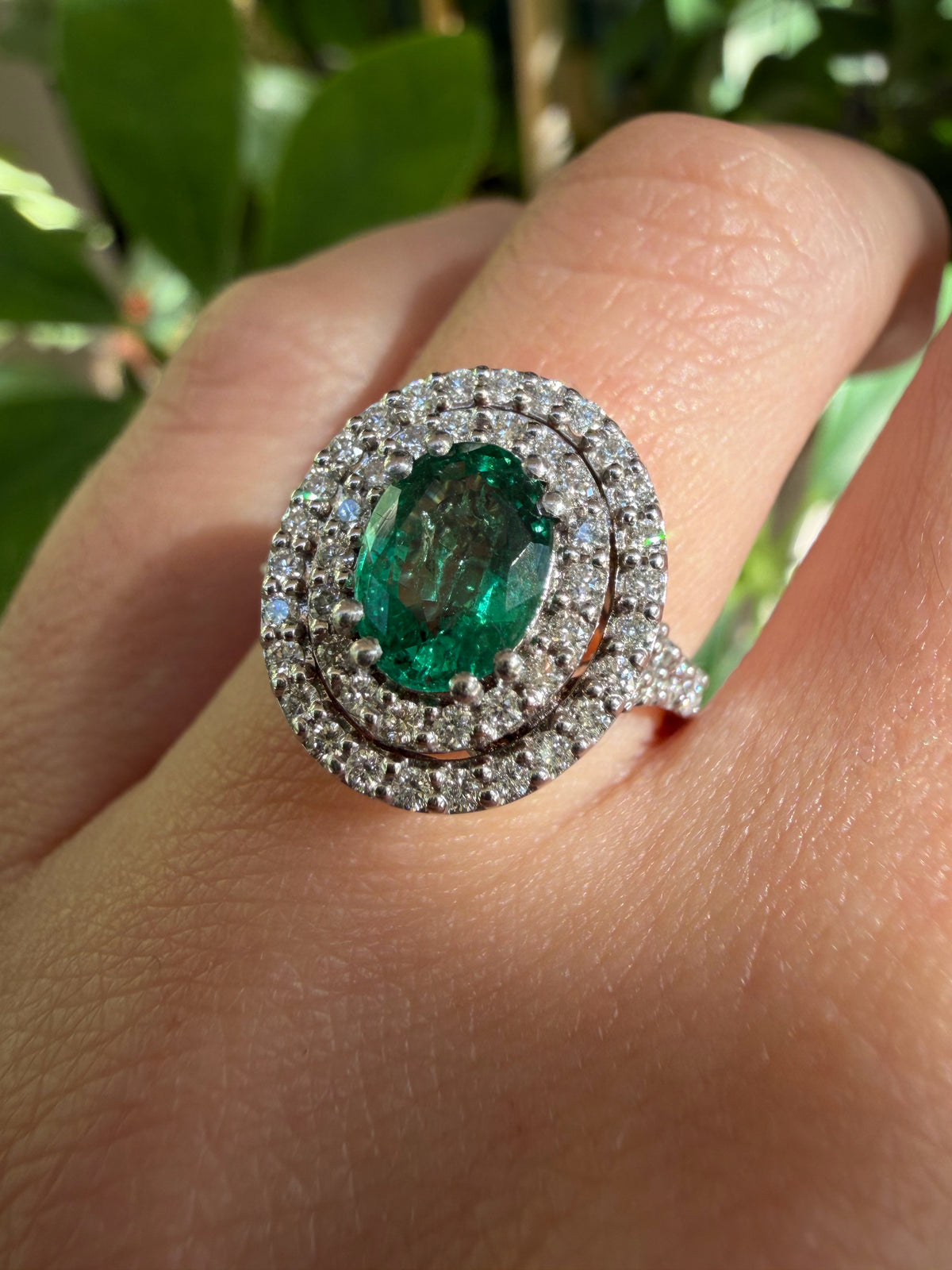 Anello smeraldo ovale