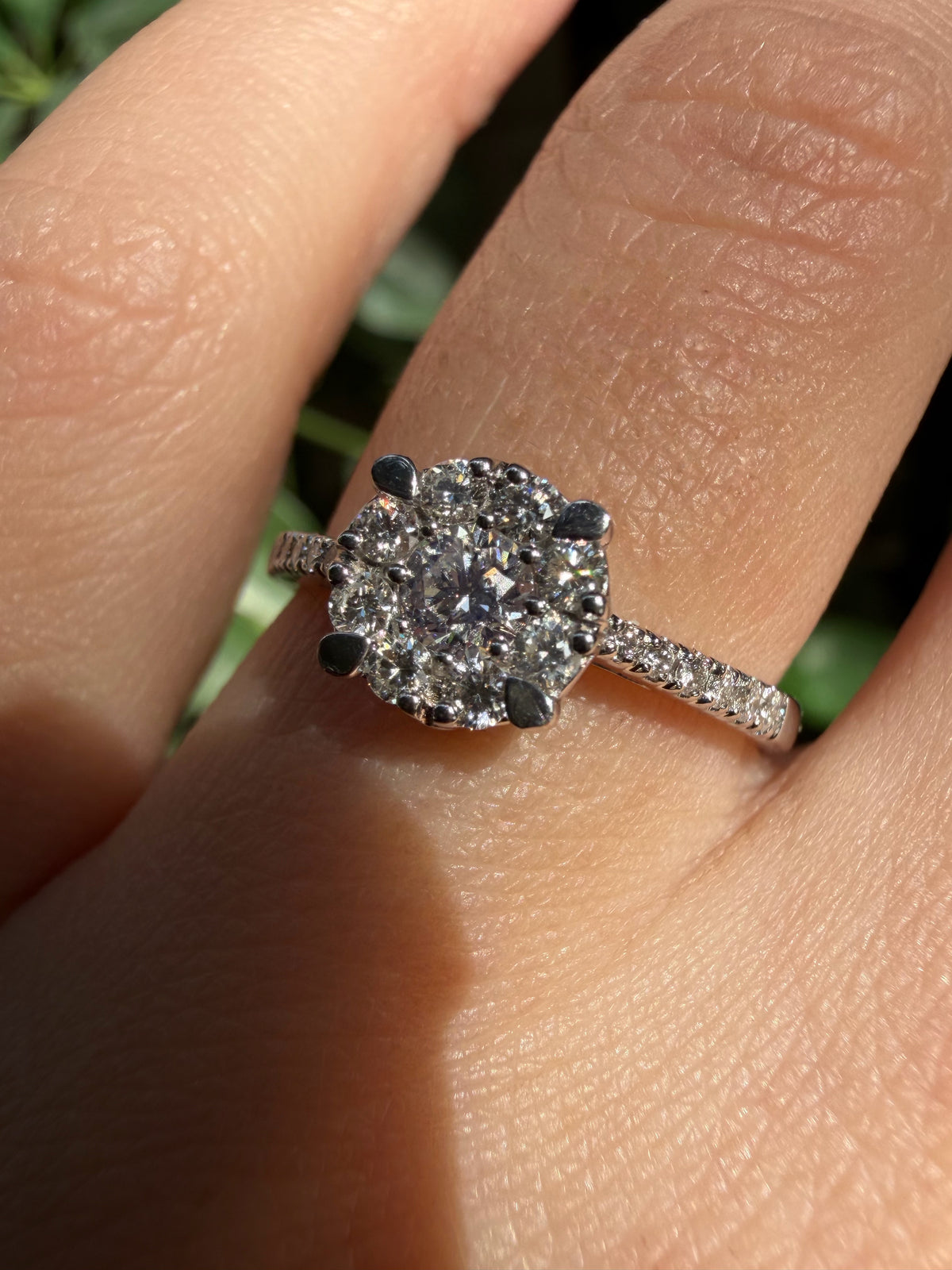 Anello solitario magic